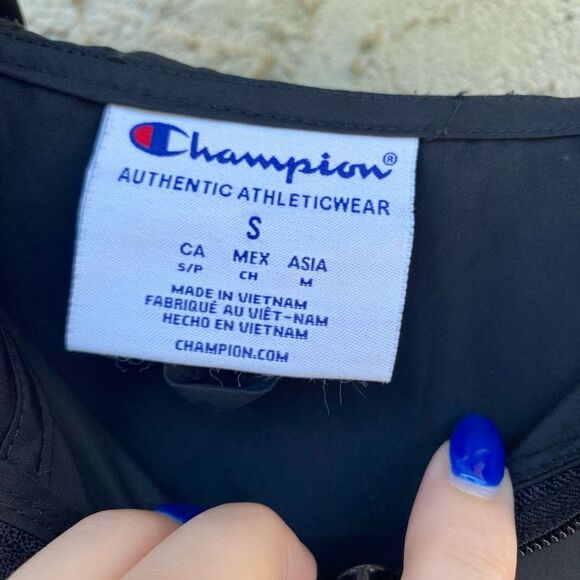 Champion Size Small Men’s Blue and Black Lightweight rain jacket hooded - Picture 7 of 8